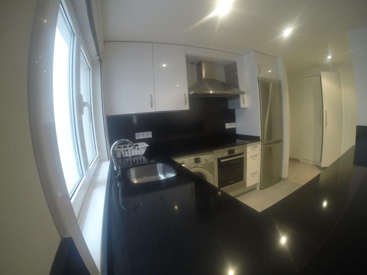 Cerca De Riazor, 3 Habitaciones, Impecable A Coruña Eksteriør billede