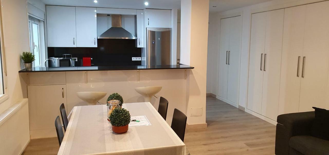 Cerca De Riazor, 3 Habitaciones, Impecable A Coruña Eksteriør billede